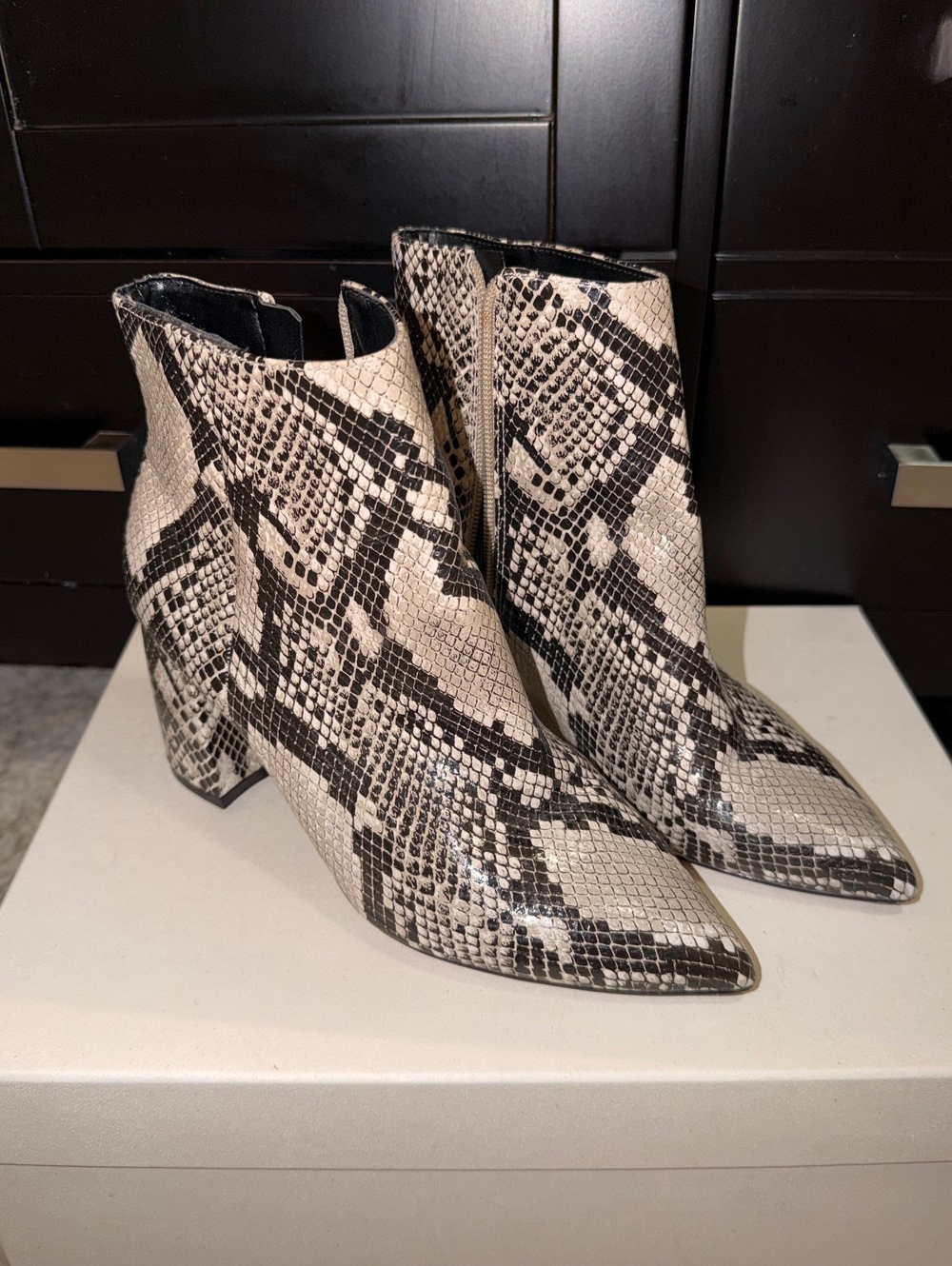 Marc Fisher Snakeskin Print Pointed Toe Ankle Boots Size 7.5W
